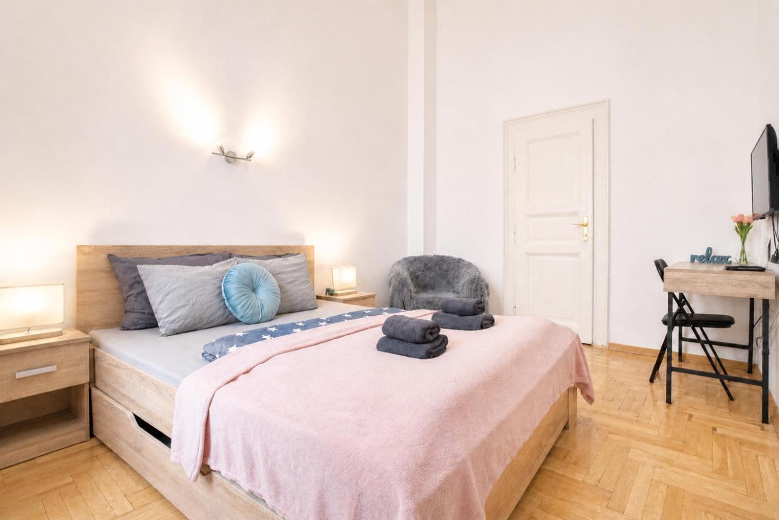 Cedar Inn Budapest - Palace District — Photos 1